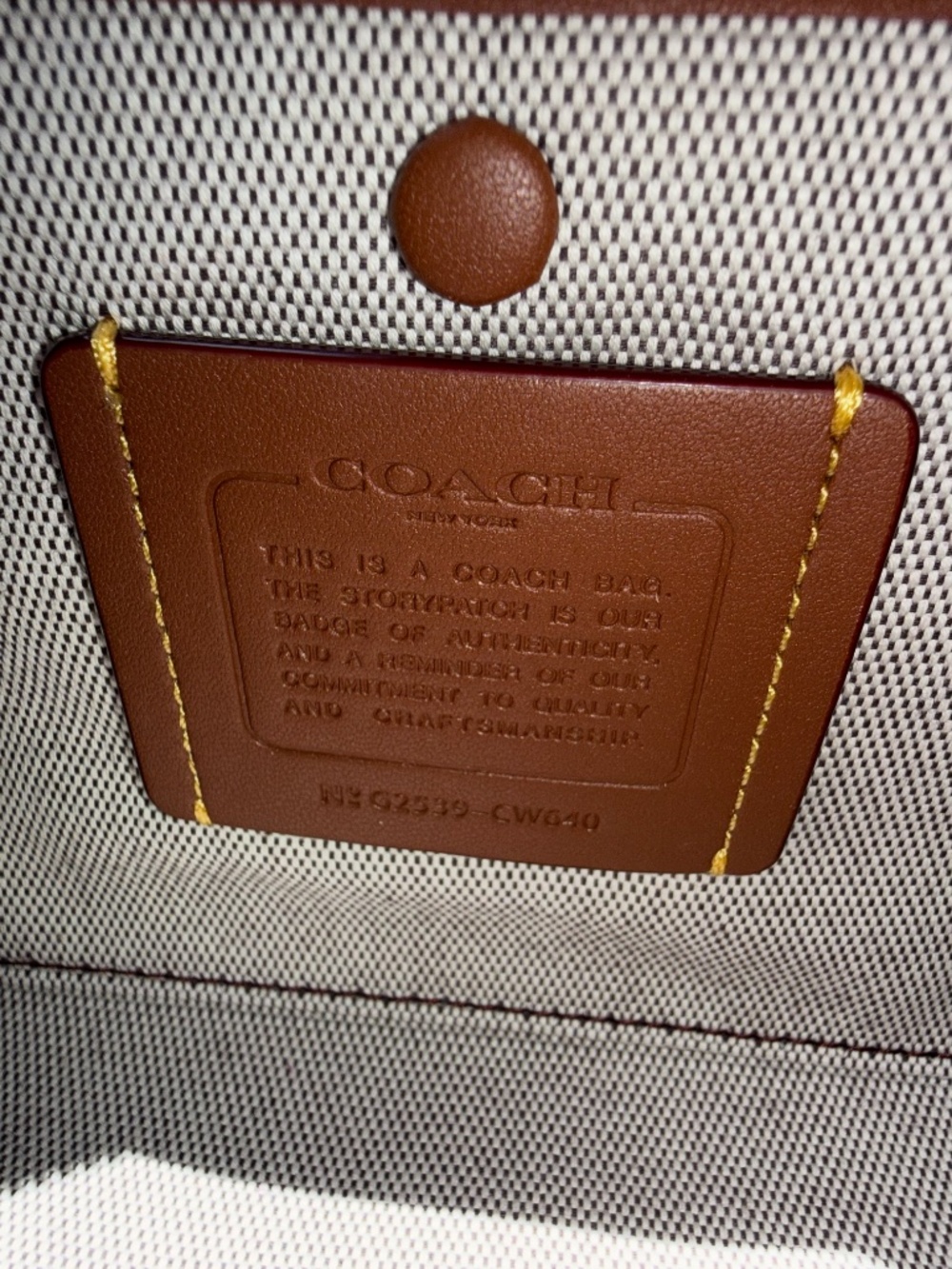 COACH Juliet 25 in Black Current - Picture 6 of 7